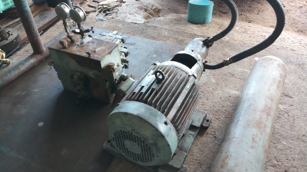 ชุดมอเตอร์ปั้มไฮโดรลิค20แรง ชุดมอเตอร์ปั้มไฮโดรลิค20แรง