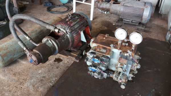 ชุดมอเตอร์ปั้มไฮโดรลิค20แรง