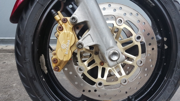 ขาย SUPERFOUR Cb400 เวอร์ชั่น S คาร์บูไฟฟ้าปลั๊กแดง ปั้มเบรคBrembo ชุดเรือนไมล์แดง 3ลูก เบาะลายก้างป ขาย SUPERFOUR Cb400 เวอร์ชั่น S คาร์บูไฟฟ้าปลั๊กแดง ปั้มเบรคBrembo ชุดเรือนไมล์แดง 3ลูก เบาะลายก้างป