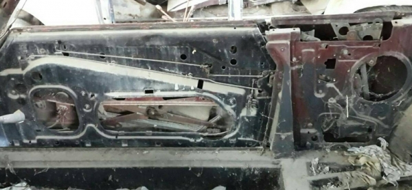 BENZ-W107 SLC (ขายซาก) ติดต่อคุณเส็ง 081-8319979