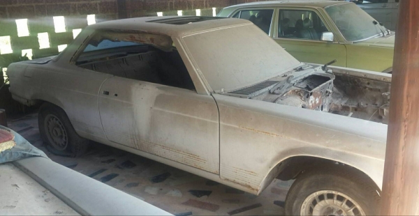 BENZ-W107 SLC (ขายซาก) ติดต่อคุณเส็ง 081-8319979