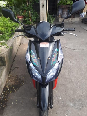 Honda Click i สีดำแดง (ล้อแม็กซ์) ปี 2554 รุ่นสตีท เป็นลายสุดท้าย สภาพดี สวยๆเลย Honda Click i สีดำแดง (ล้อแม็กซ์) ปี 2554 รุ่นสตีท เป็นลายสุดท้าย สภาพดี สวยๆเลย