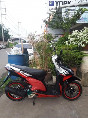 Honda Click i สีดำแดง (ล้อแม็กซ์) ปี 2554 รุ่นสตีท เป็นลายสุดท้าย สภาพดี สวยๆเลย