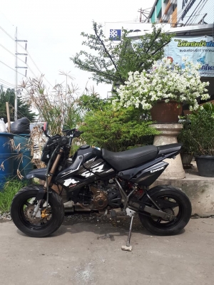 NEW Kawasaki KSR รุ่น PRO ปี 2557 สีดำ สตาร์ทมือ (คลัชมือ) รุ่นใหม่หล่อเท่ห์ฝุดๆ NEW Kawasaki KSR รุ่น PRO ปี 2557 สีดำ สตาร์ทมือ (คลัชมือ) รุ่นใหม่หล่อเท่ห์ฝุดๆ