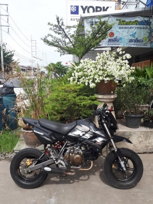 NEW Kawasaki KSR รุ่น PRO ปี 2557 สีดำ สตาร์ทมือ (คลัชมือ) รุ่นใหม่หล่อเท่ห์ฝุดๆ NEW Kawasaki KSR รุ่น PRO ปี 2557 สีดำ สตาร์ทมือ (คลัชมือ) รุ่นใหม่หล่อเท่ห์ฝุดๆ