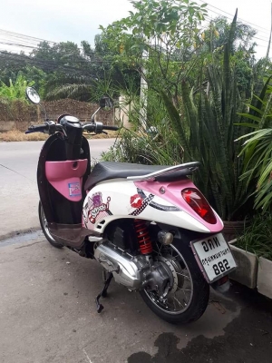 Scoopy i ปี 2555 สีชมพูขาว รถสวย ระบบหัวฉีดประหยัดน้ำมัน Scoopy i ปี 2555 สีชมพูขาว รถสวย ระบบหัวฉีดประหยัดน้ำมัน