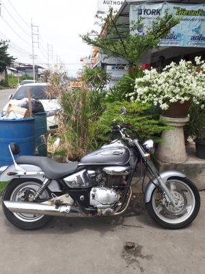 Honda Phantom 200 สีเทา รถสวยสไตล์ช๊อบเปอร์ ขับดีมาก ดูเท่ห์คลาสสิคสุดๆ Honda Phantom 200 สีเทา รถสวยสไตล์ช๊อบเปอร์ ขับดีมาก ดูเท่ห์คลาสสิคสุดๆ