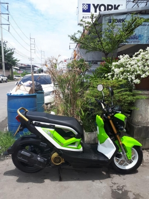 Honda Zoomer X สีเขียวดำ เรือนไมล์ดิจิตอล ปี 2559 ตัวท๊อป หล่อขั้นเทพ โฉมใหม่ล่าสุด