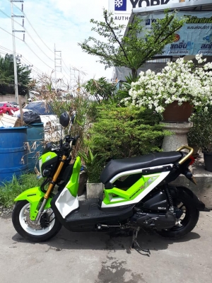 Honda Zoomer X สีเขียวดำ เรือนไมล์ดิจิตอล ปี 2559 ตัวท๊อป หล่อขั้นเทพ โฉมใหม่ล่าสุด