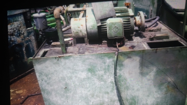 แม่ปั๊มไฮดรอลิค nachi ตัวใหญ่หากต้องการตัวเต็มต้องประกอบ