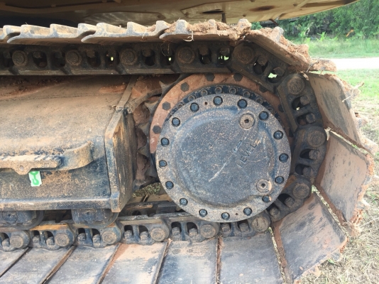 ขายดาวน์แบคโฮ CATERPILLAR 320D2 เครื่อง6สูบธรรมดา ทำงาน2240ชั่วโมง สนใจโทร 081-970-1072