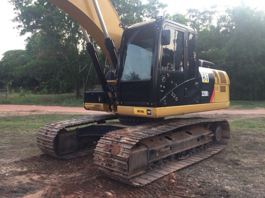 ขายดาวน์แบคโฮ CATERPILLAR 320D2 เครื่อง6สูบธรรมดา ทำงาน2240ชั่วโมง สนใจโทร 081-970-1072