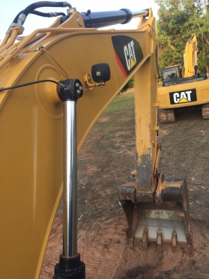 ขายดาวน์แบคโฮ CATERPILLAR 320D2 เครื่อง6สูบธรรมดา ทำงาน2240ชั่วโมง สนใจโทร 081-970-1072