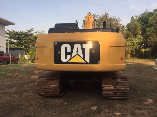 ขายดาวน์แบคโฮ CATERPILLAR 320D2 เครื่อง6สูบธรรมดา ทำงาน2240ชั่วโมง สนใจโทร 081-970-1072