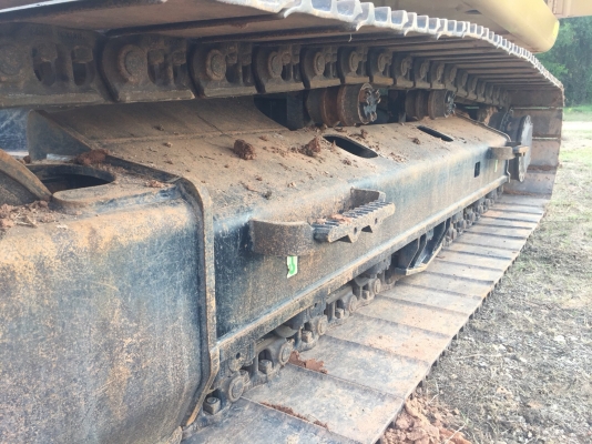ขายดาวน์แบคโฮ CATERPILLAR 320D2 เครื่อง6สูบธรรมดา ทำงาน2240ชั่วโมง สนใจโทร 081-970-1072