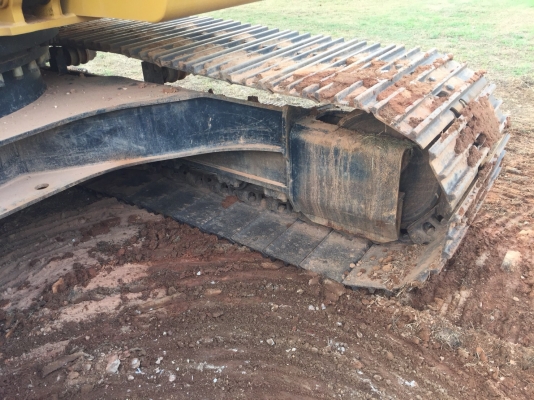 ขายดาวน์แบคโฮ CATERPILLAR 320D2 เครื่อง6สูบธรรมดา ทำงาน2240ชั่วโมง สนใจโทร 081-970-1072