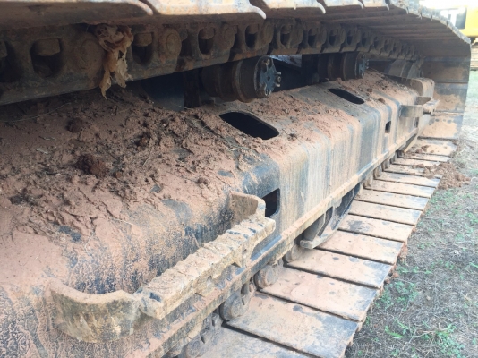 ขายดาวน์แบคโฮ CATERPILLAR 320D2 เครื่อง6สูบธรรมดา ทำงาน2240ชั่วโมง สนใจโทร 081-970-1072
