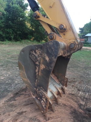 ขายดาวน์แบคโฮ CATERPILLAR 320D2 เครื่อง6สูบธรรมดา ทำงาน2240ชั่วโมง สนใจโทร 081-970-1072
