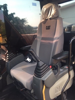 ขายดาวน์แบคโฮ CATERPILLAR 320D2 เครื่อง6สูบธรรมดา ทำงาน2240ชั่วโมง สนใจโทร 081-970-1072