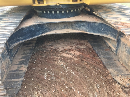 ขายดาวน์แบคโฮ CATERPILLAR 320D2 เครื่อง6สูบธรรมดา ทำงาน2240ชั่วโมง สนใจโทร 081-970-1072