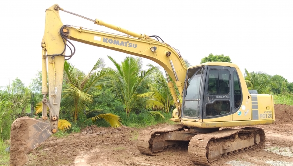 PC120-6E ไฟฟ้าครบมีลายหัวเจาะ ระบบดีเอวแน่น ช่วงล่างเต็ม เล่มทะเบียน PC120-6E ไฟฟ้าครบมีลายหัวเจาะ ระบบดีเอวแน่น ช่วงล่างเต็ม เล่มทะเบียน