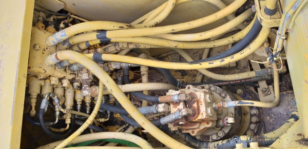 PC120-6E ไฟฟ้าครบมีลายหัวเจาะ ระบบดีเอวแน่น ช่วงล่างเต็ม เล่มทะเบียน PC120-6E ไฟฟ้าครบมีลายหัวเจาะ ระบบดีเอวแน่น ช่วงล่างเต็ม เล่มทะเบียน