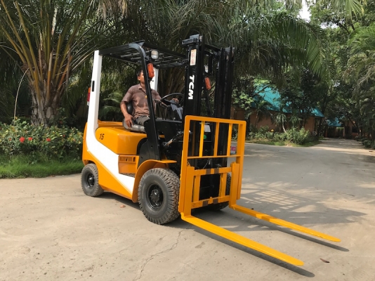ขายFORKLIFT TCM รุ่น15FD19(1.5ตัน)ดีเซล สวยเดิมจากญี่ปุ่น ยังไม่เคยใช้ในไทย 165,000เท่านั้น!!