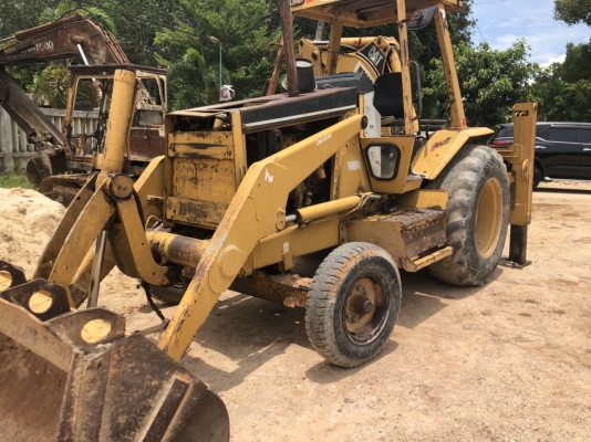 ขายรถตักหน้าหลังขุด..cat428b รถใช้งานอยู่ สภาพดี