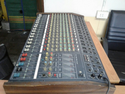MIXER 16 channel สภาพดี MIXER 16 channel สภาพดี