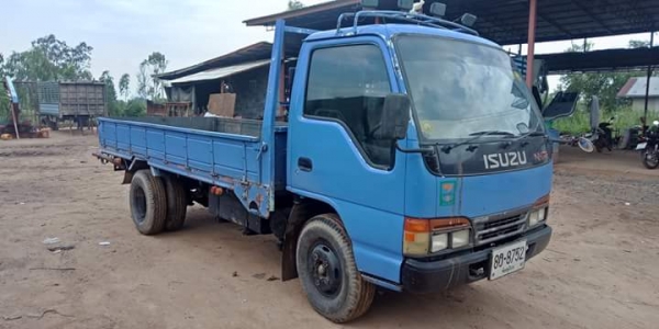 ISUZU NKR 110 แรง รถเดิม แอร์เย็น เครื่องดี ครัชชีสวย เอกสารพร้อม