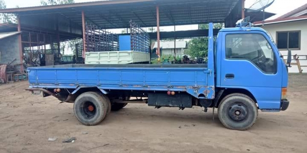 ISUZU NKR 110 แรง รถเดิม แอร์เย็น เครื่องดี ครัชชีสวย เอกสารพร้อม