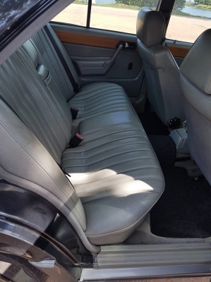 ขาย MERCEDES BENZ 190E ปี1994 เครื่องดี แอร์เย็น ระบบไฟฟ้าทั้งคัน ระบบเชื้อเพลิง2ระบบ ล้อแม็กใหม่ยาง