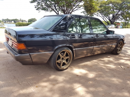 ขาย MERCEDES BENZ 190E ปี1994 เครื่องดี แอร์เย็น ระบบไฟฟ้าทั้งคัน ระบบเชื้อเพลิง2ระบบ ล้อแม็กใหม่ยาง