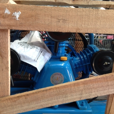 ปั้มลมmzb 200Lคุณภาพงานไต้หวันไฟ220Vมอเตอร์4แรง ปั้มลมmzb 200Lคุณภาพงานไต้หวันไฟ220Vมอเตอร์4แรง