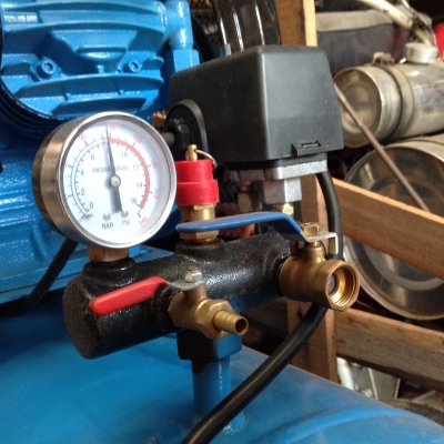 ปั้มลมmzb 200Lคุณภาพงานไต้หวันไฟ220Vมอเตอร์4แรง ปั้มลมmzb 200Lคุณภาพงานไต้หวันไฟ220Vมอเตอร์4แรง