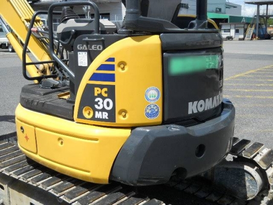รถญี่ปุ่นเกรดA ขายถูก KOMATSU PC30MR2 นำเข้าจากญี่ปุ่น โทร.090-986-2521 อ๊อบ