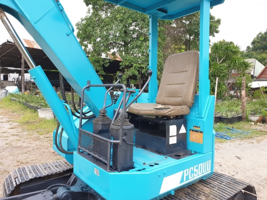 ขายแบคโฮ KOMATSU PC50UU-1