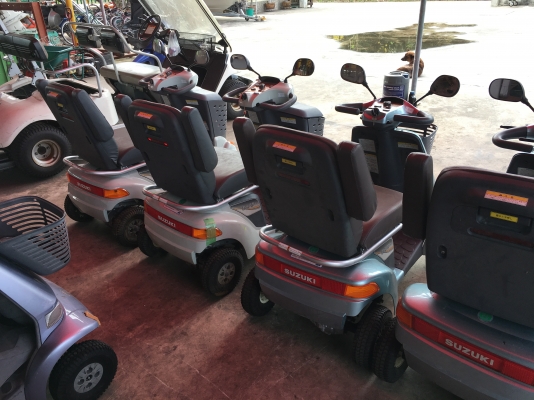 ขายคันละ 9,999 บาท รถ คนแก่ ไฟฟ้า จำนวน 8 คัน ตามสภาพ ไม่มีแบต ไม่มี กล่อง รถเก่าญี่ปุ่น