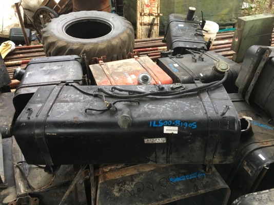 ถัง100-200ลิคเก่าญีปุ่นสวยๆราคาถูกๆราคาเริ่มต้น2600 บาท0877477672