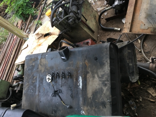 ถัง100-200ลิคเก่าญีปุ่นสวยๆราคาถูกๆราคาเริ่มต้น2600 บาท0877477672