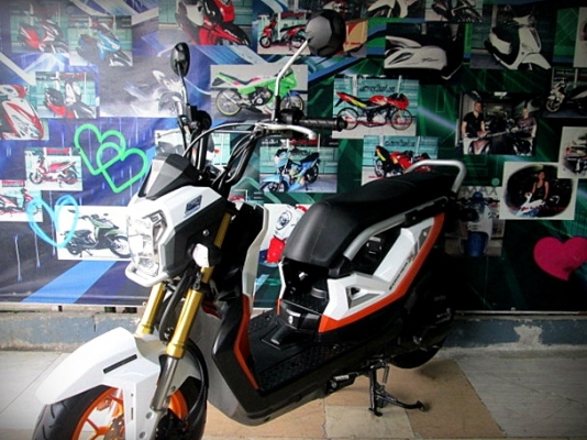 zoomer สีส้มขาว ตัวใหม่ ล้อ2สี เท่ล้ำสมัย  36900