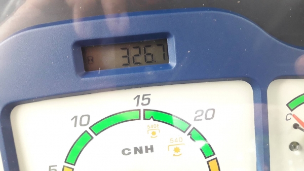 ขายรถไถ NEWHOLLAND TT 45 4WD ขายรถไถ NEWHOLLAND TT 45 4WD