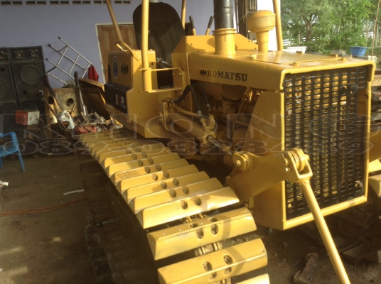 ขายด่วน รถดันดิน komatsu D2/6 เครื่องดีระบบ แท็กสวย รถเก็บงานพร้อมใช้ทันที 185000 บาท