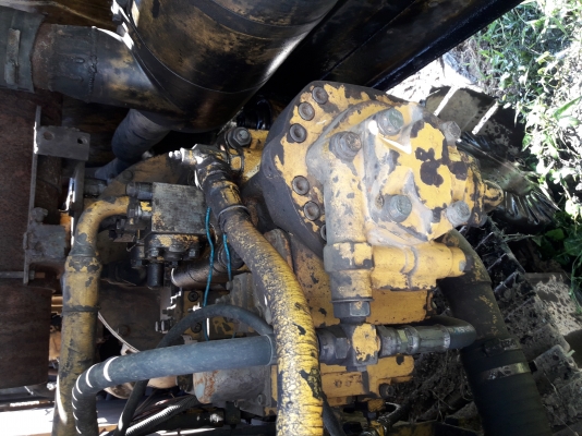 ขายKOMATSU PC200-5 สภาพพร้อมไช้