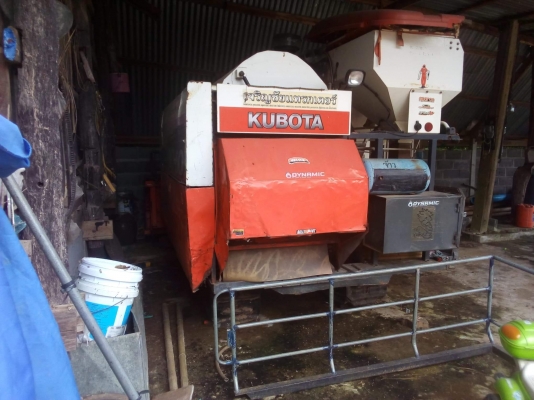 ขายรถเกี่ยวข้าว Dc60plus พร้อมเทรลเลอร์ ทะเบียนพร้อมโอน รถปี2553 สนใจสอบถาม 0853155615 สนใจต่อรองราคาได้ครับ