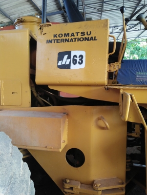 ขาย รถตักล้อยาง Komatsu ราคาตามสภาพการใช้งาน ขาย รถตักล้อยาง Komatsu ราคาตามสภาพการใช้งาน