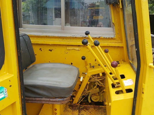 รถแบคโฮ KOMATSU PC20-1 รถเก่านอกนำเข้า ยังไม่เคยใช้งานในไทย ชม.การทำงาน 3000+ ชม. เครื่องดี ปั๊มดี เร็วแรง สภาพดี พร้อมใช้งาน มีเอกสารใบอินวอยซ์ มี VDO การทำงานให้ชม