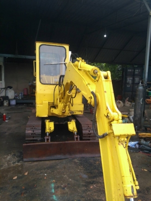 รถแบคโฮ KOMATSU PC20-1 รถเก่านอกนำเข้า ยังไม่เคยใช้งานในไทย ชม.การทำงาน 3000+ ชม. เครื่องดี ปั๊มดี เร็วแรง สภาพดี พร้อมใช้งาน มีเอกสารใบอินวอยซ์ มี VDO การทำงานให้ชม