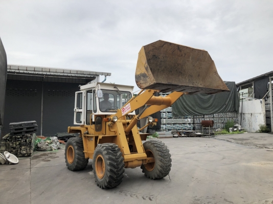 รถตักล้อยาง Komatsu 507 ขนาดกระบะ 1 คิว