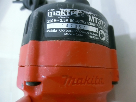 เครื่องเซาะร่อง ทริมเมอร์ MAKTEC รุ่น MT372 ใหม่ล่าสุด สภาพใหม่ เครื่องเซาะร่อง ทริมเมอร์ MAKTEC รุ่น MT372 ใหม่ล่าสุด สภาพใหม่
